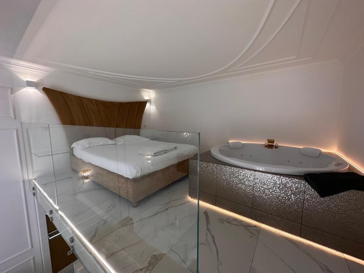 Appartamento Jacuzzi Sinagoga View Budapest Esterno foto